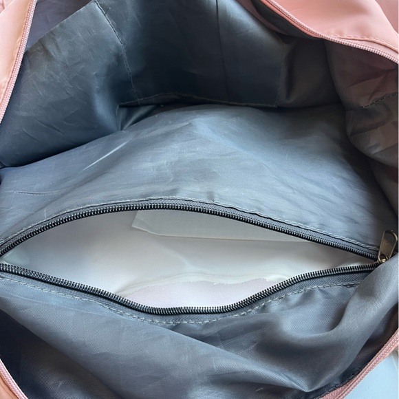 Lululemon Pink Duffle Bag - Picture 4 of 5